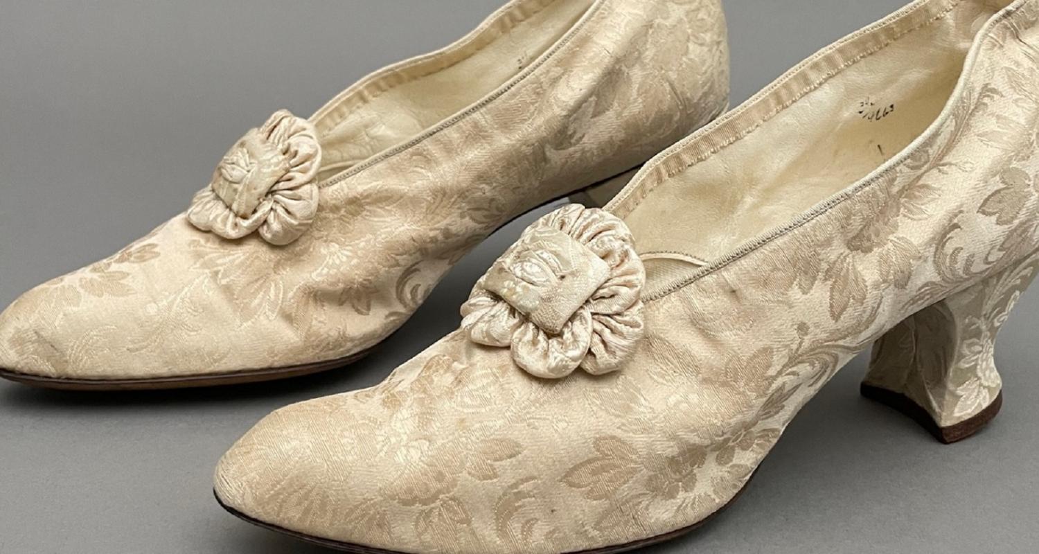 Edinburgh 900 Shoes for saying I do 1920s wedding shoes from an Edinburgh maker Museums and Galleries Edinburgh